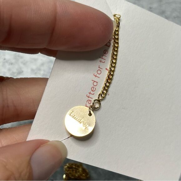 Taudrey Mother of Pearl Initial Necklace B - Picture 3 of 3